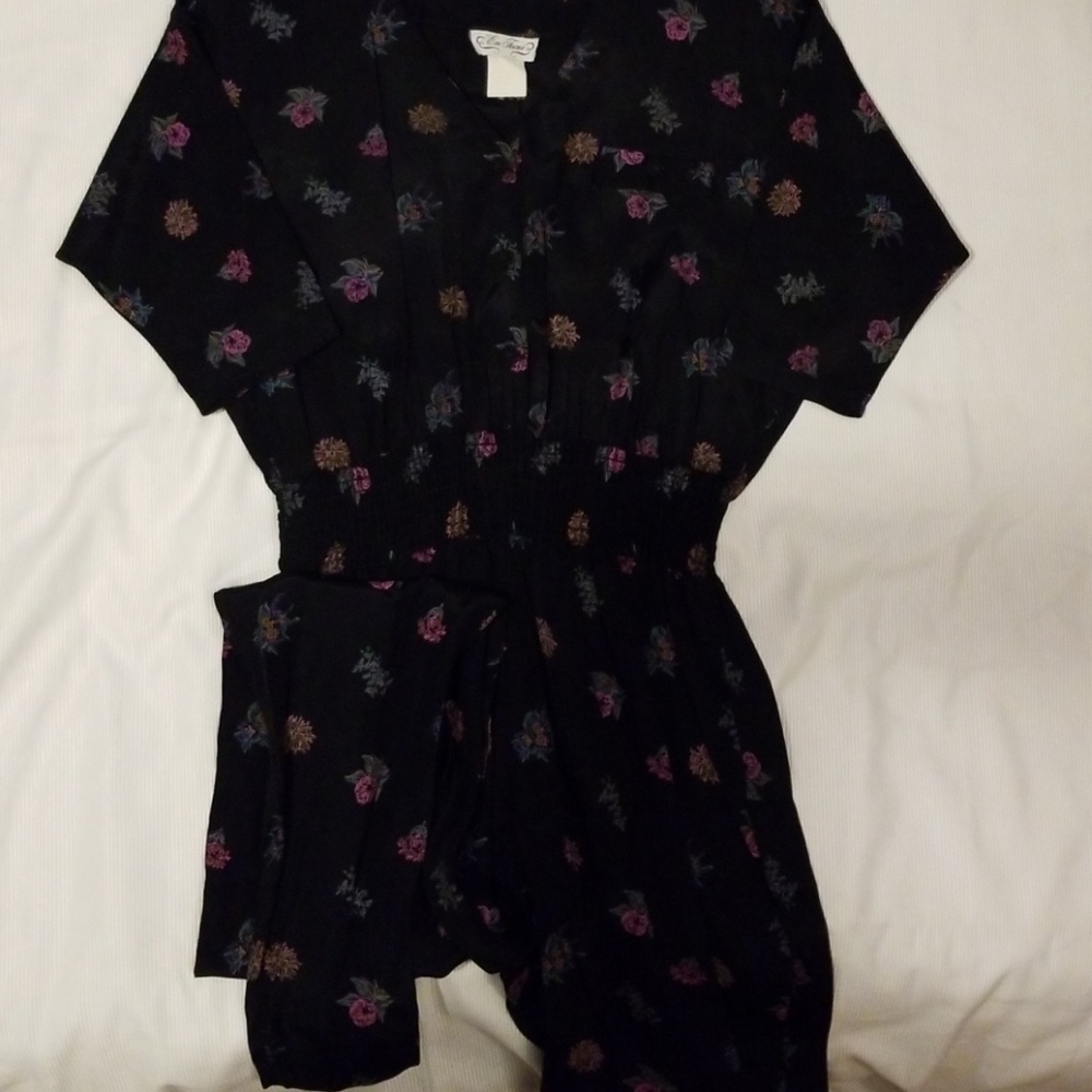 Jumpsuit - Picture 2 of 8